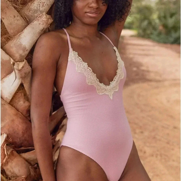 Aerie Waffle V-Neck One Piece Swimsuit Size XL Country Pink Adjustable Straps - Picture 3 of 14